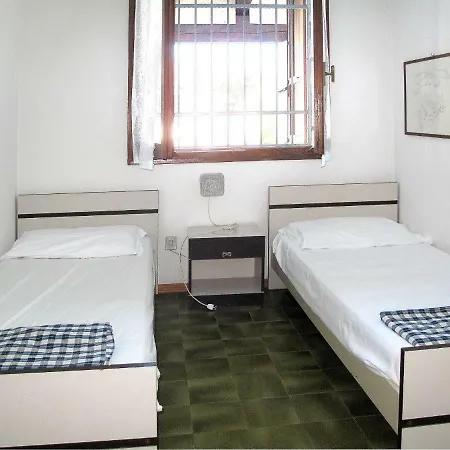 Villaggio Mariella 415s *